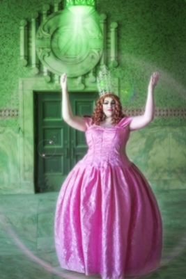 Ida Carolina dressed as Glinda
